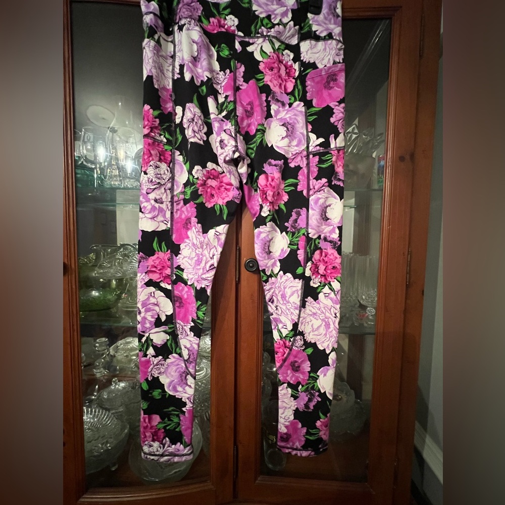 Victorias Secret Size 16 Leggings - Picture 2 of 5